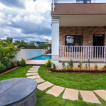 Saffronstays Aster, Plunge Pool Villa With Garden, ロナバラ エクステリア 写真