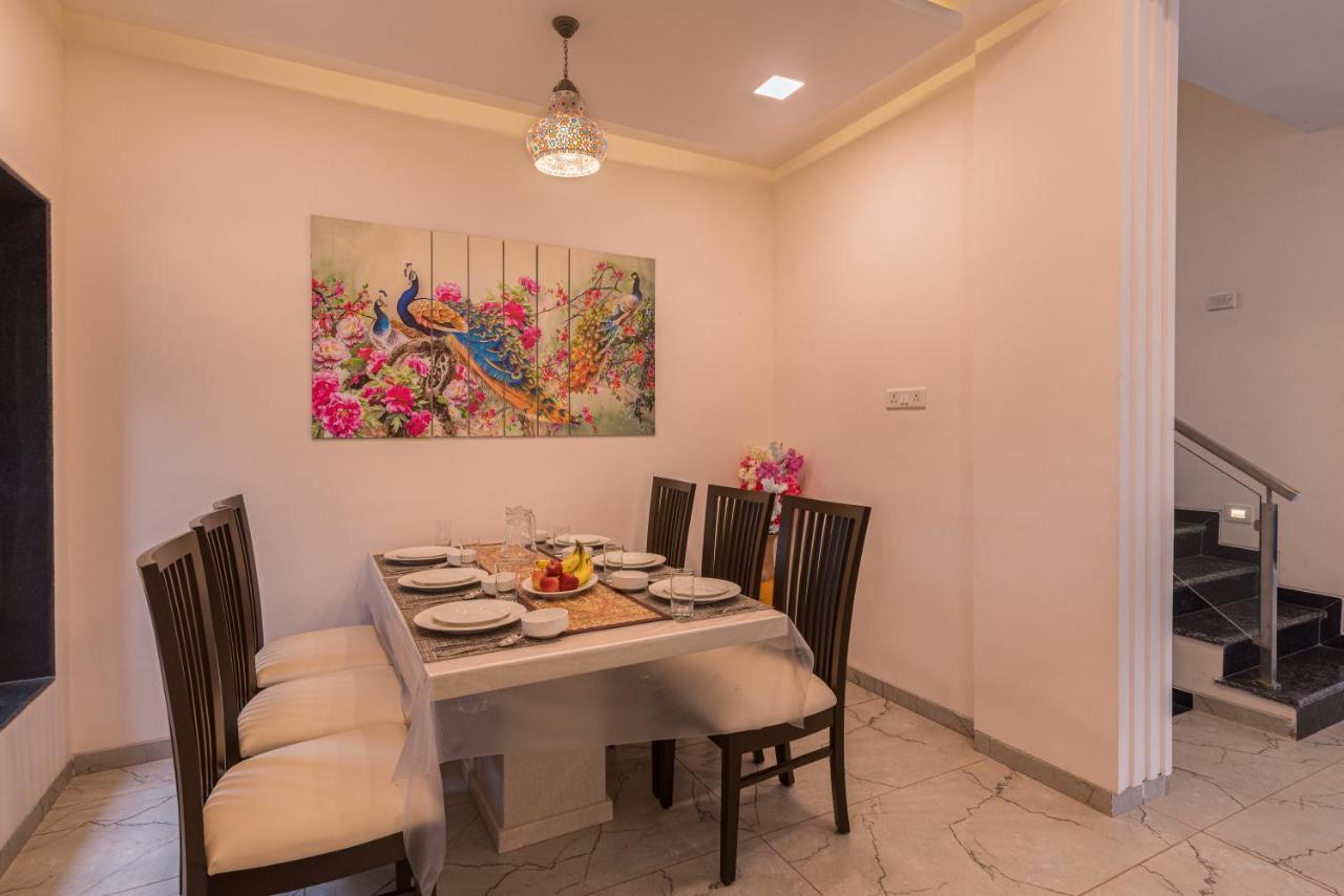 Saffronstays Aster, Plunge Pool Villa With Garden, ロナバラ エクステリア 写真