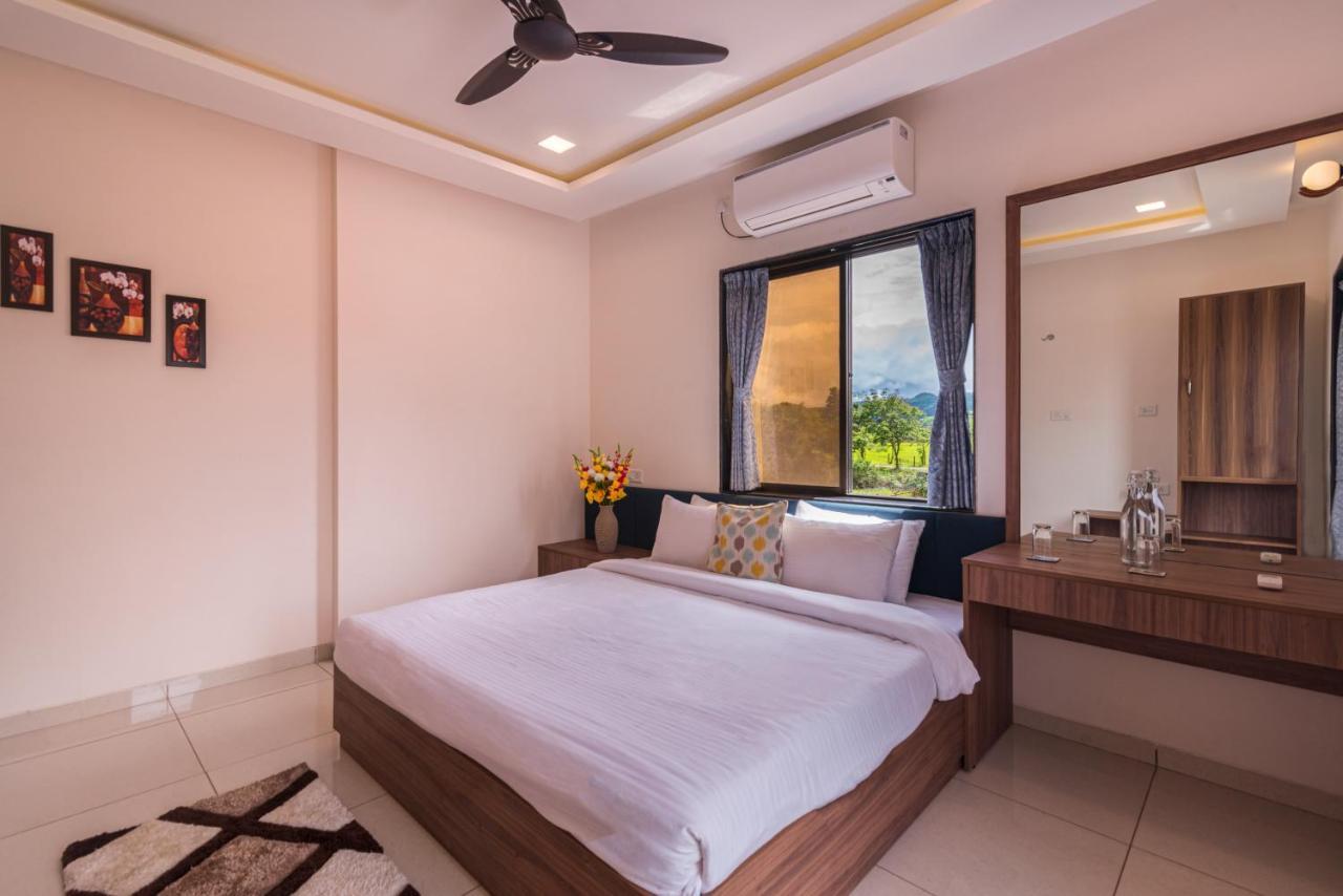 Saffronstays Aster, Plunge Pool Villa With Garden, ロナバラ エクステリア 写真