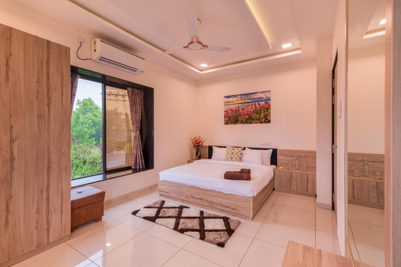 Saffronstays Aster, Plunge Pool Villa With Garden, ロナバラ エクステリア 写真